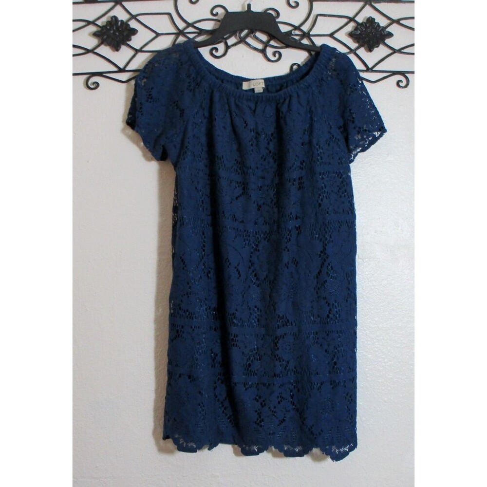 Loft Lace Dress Size S Short Sleeve Round Neck